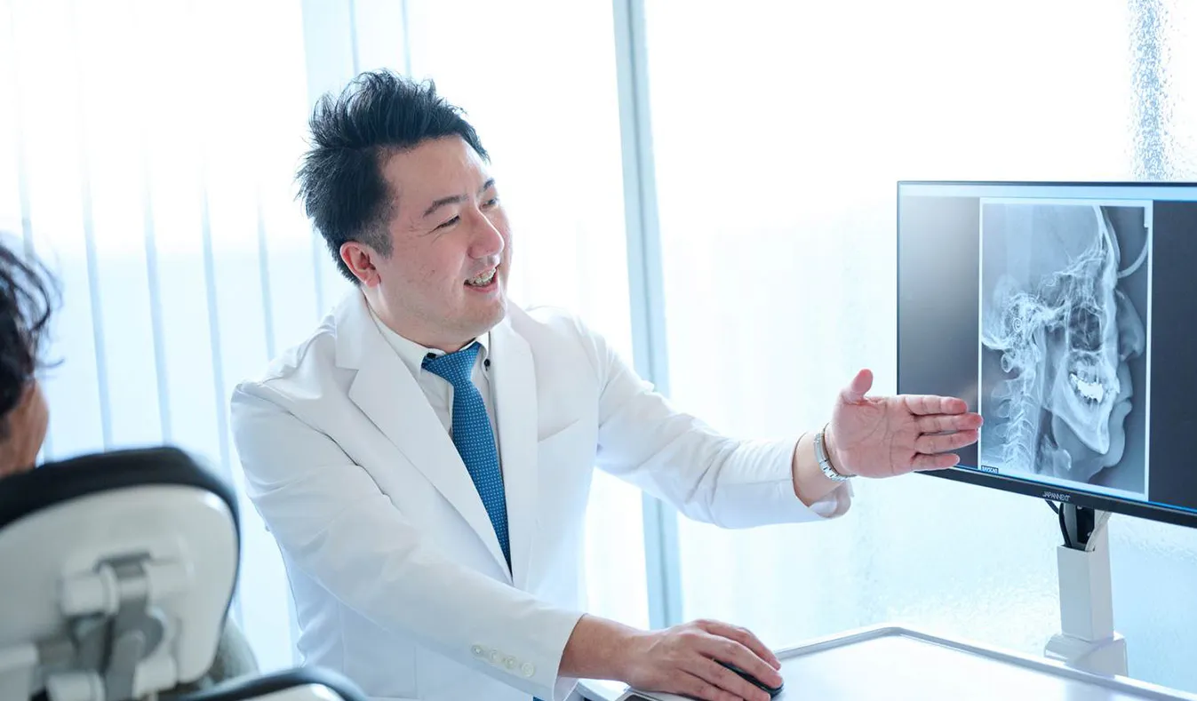 覚王山矯正歯科 院長 青木勇樹